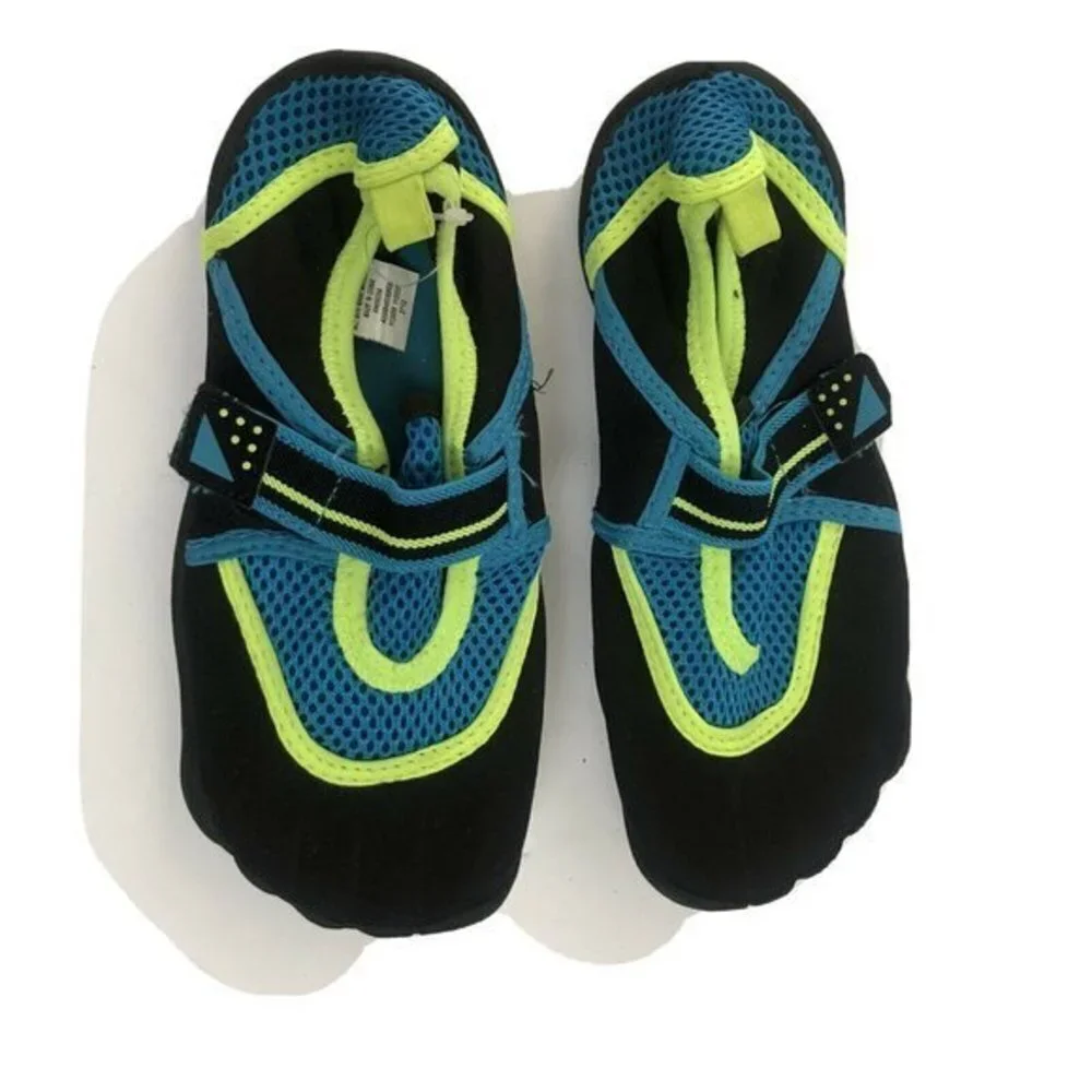 The Childrens Place Water Swim Shoes size 13 & 1